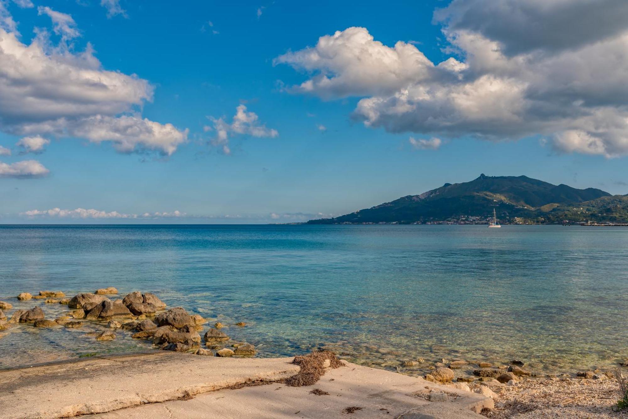 Seafront Spirit Apartments Kota Zakynthos Bagian luar foto